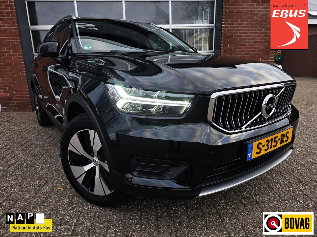 Volvo XC40 - 1.5 T4 Recharge Inscription Expression Trekhaak / ACC / All Seasons - AutoWereld.nl