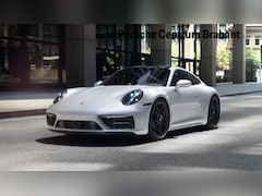 Porsche 911 - Carrera 4 GTS