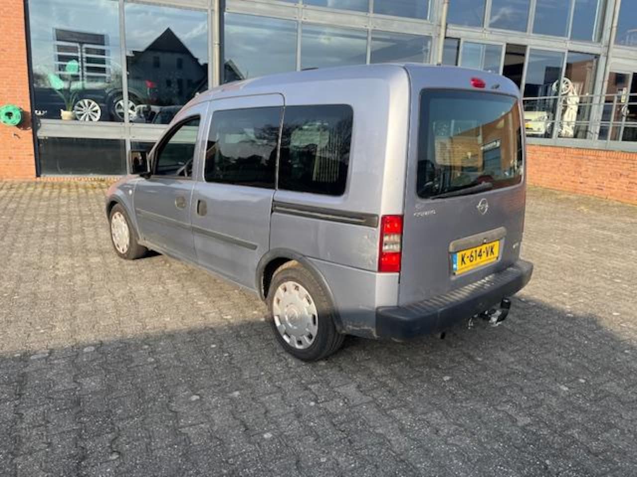 Opel Tour - 1.4-16V Enjoy 1.4-16V Enjoy, Airco, motor loopt niet goed