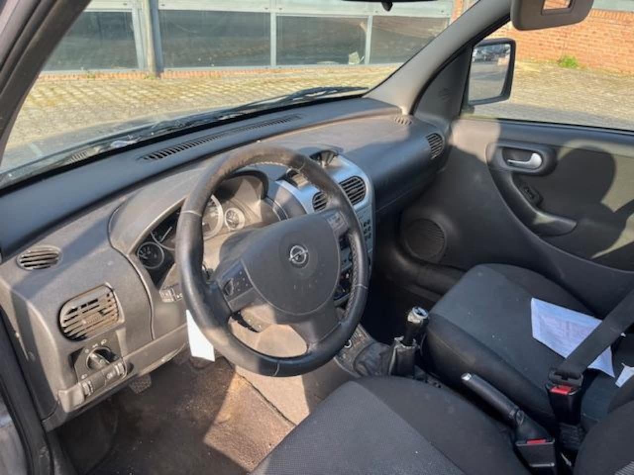 Opel Tour - 1.4-16V Enjoy 1.4-16V Enjoy, Airco, motor loopt niet goed