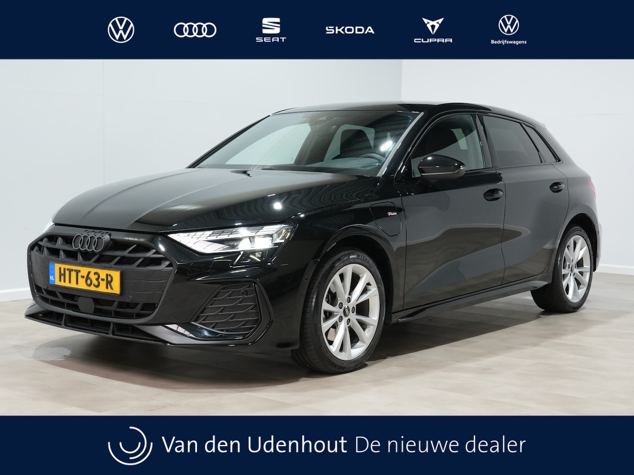 Audi A3 Sportback - 40 TFSI e 204pk S-line zwart optiek privacy glas trekhaak - AutoWereld.nl