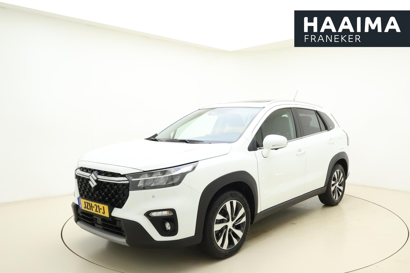 Suzuki S-Cross - 1.5 Hybrid AllGrip Style Automaat | Navigatie | Panoramisch Schuif/kanteldak | Keyless | S - AutoWereld.nl