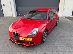 Alfa Romeo Giulietta - 1.7 TBi Quadrifoglio Verde Koshi Carbon | Ulter Sport klepuitlaat | QV Verde 19" velgen