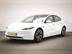 Tesla Model 3 - RWD 60 kWh | STUURVERWARMING | STOELVENTILATIE | PANORAMADAK