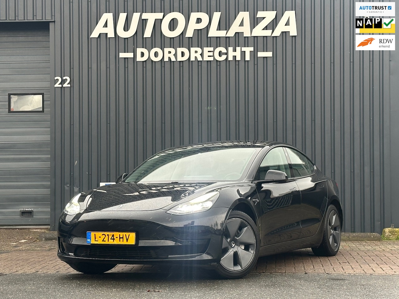 Tesla Model 3 - Standard RWD Plus 60 kWh FACELIFT | SOH 87.3% |WARMTEPOMP - AutoWereld.nl