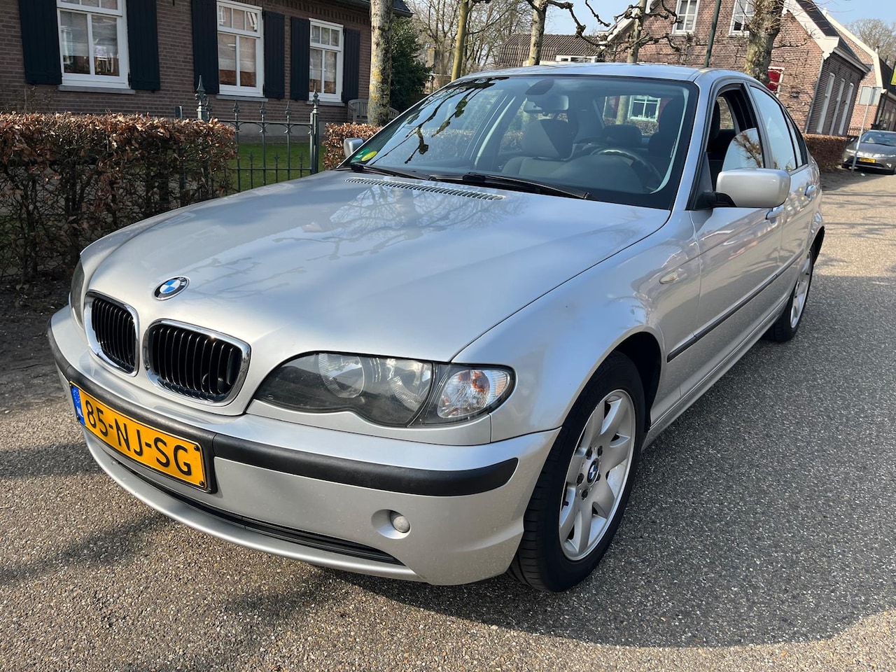 BMW 3-serie - (e90) 1.8 I 316 Executive Airco apk tot 4-11-2026 - AutoWereld.nl