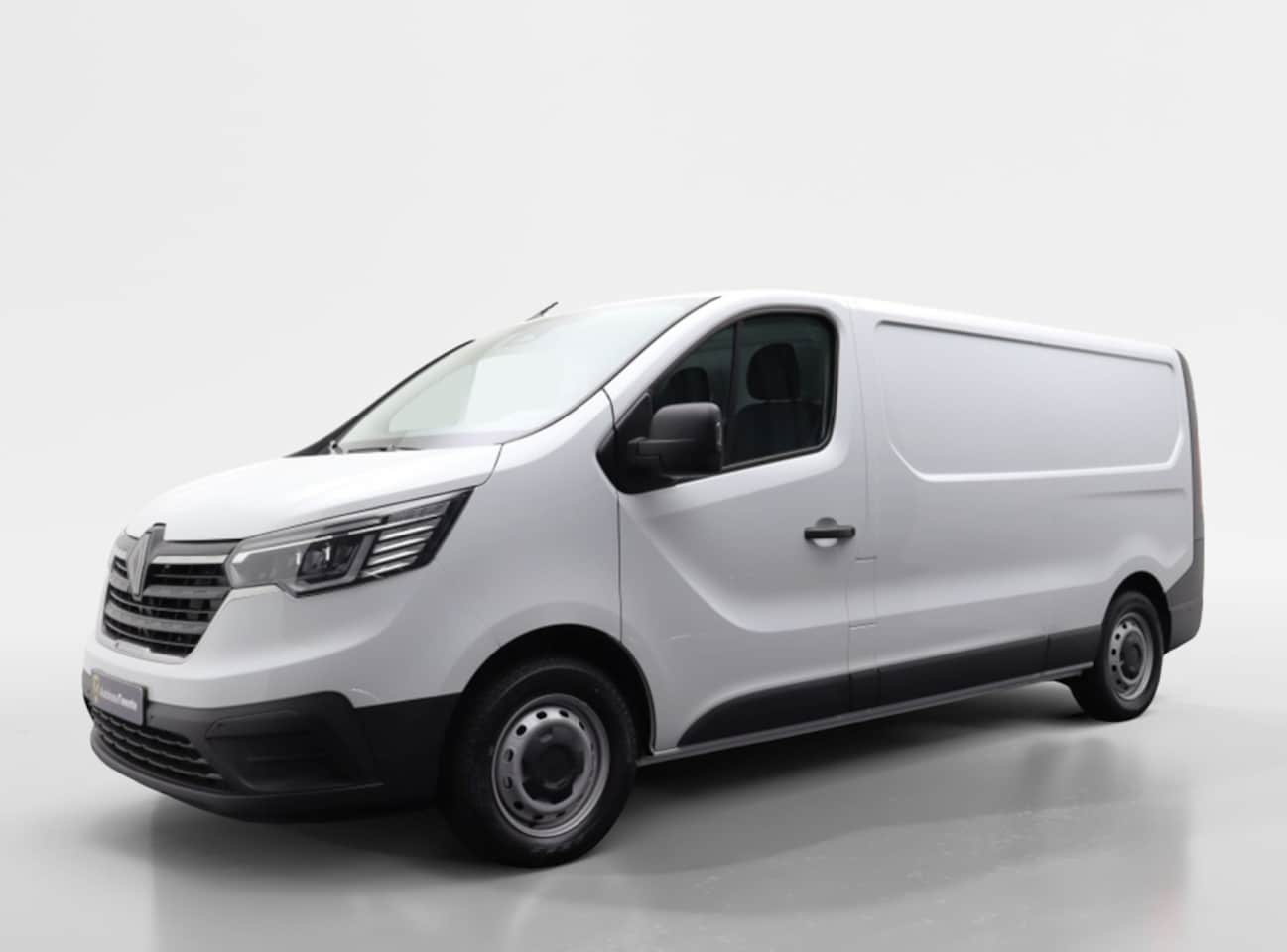 Renault Trafic - L2H1 | Trekhaak | Betimmering | Camera | 3-zits - AutoWereld.nl