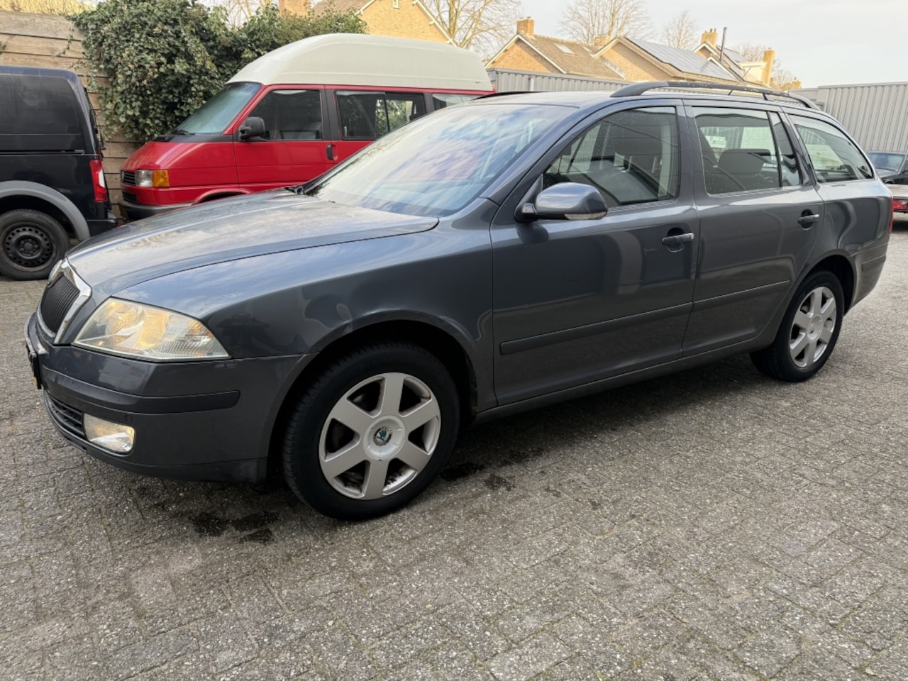 Skoda Octavia Combi - 2.0 FSI Elegance 2006APK 7-26 CLIMA, CRUISE - AutoWereld.nl