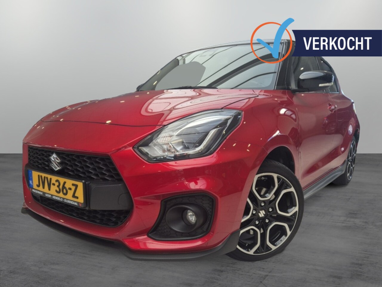 Suzuki Swift - 1.4 Sport Smart Hybrid [CARPLAY| CLIMA| CAMERA| 17 INCH] - AutoWereld.nl