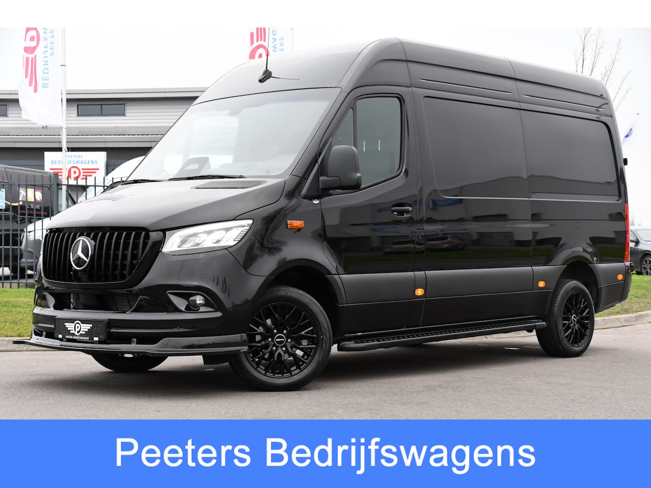 Mercedes-Benz Sprinter - 317 1.9 CDI L2H2 RWD AMG Black Edition FACELIFT! Camera, Cruise, Carplay, LED, Multimedia, - AutoWereld.nl