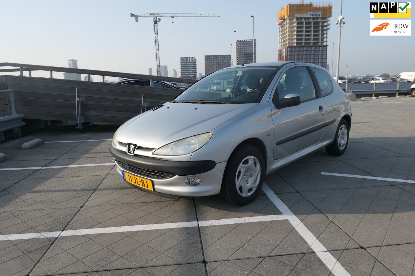 Peugeot 206 - 1.6-16V XT Automaat/Apk/Nap/Boekjes/Elektrisch/Centraal - AutoWereld.nl