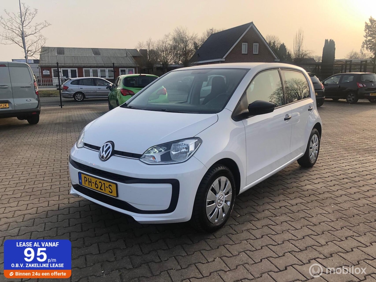 Volkswagen Up! - 1.0 4DRS AIRCO ELL PAKK LED - AutoWereld.nl