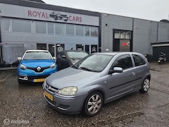 Opel Corsa - 1.0-12V Essentia/ Airco/ Nieuwe Apk