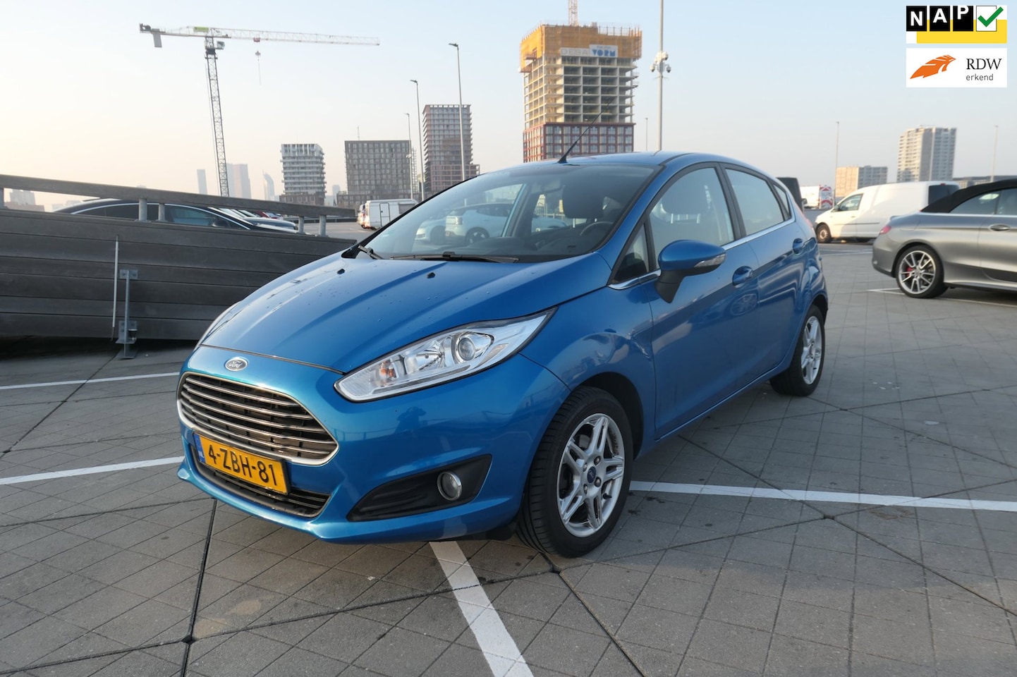 Ford Fiesta - 1.0 Titanium Apk/Airco/NAvi/Boekjes/Nap/Cd/Velgen - AutoWereld.nl