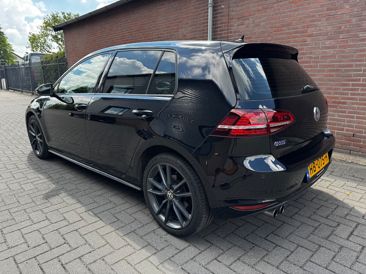 Volkswagen Golf - 1.4 TSI GTE LEER/TREKHAAK/KEY-LESS/DAB/CARPLAY/