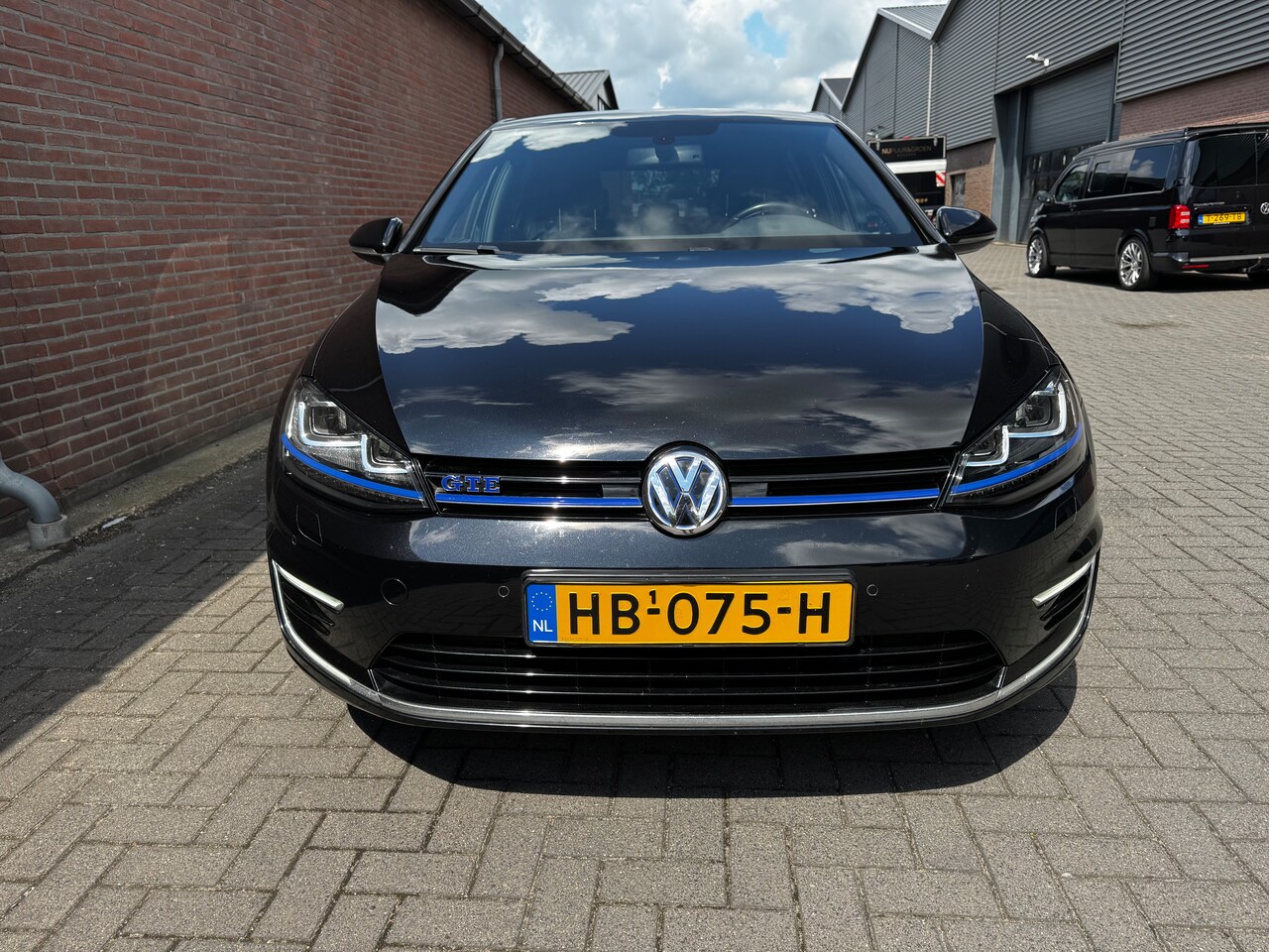 Volkswagen Golf - 1.4 TSI GTE LEER/TREKHAAK/KEY-LESS/DAB/CARPLAY/