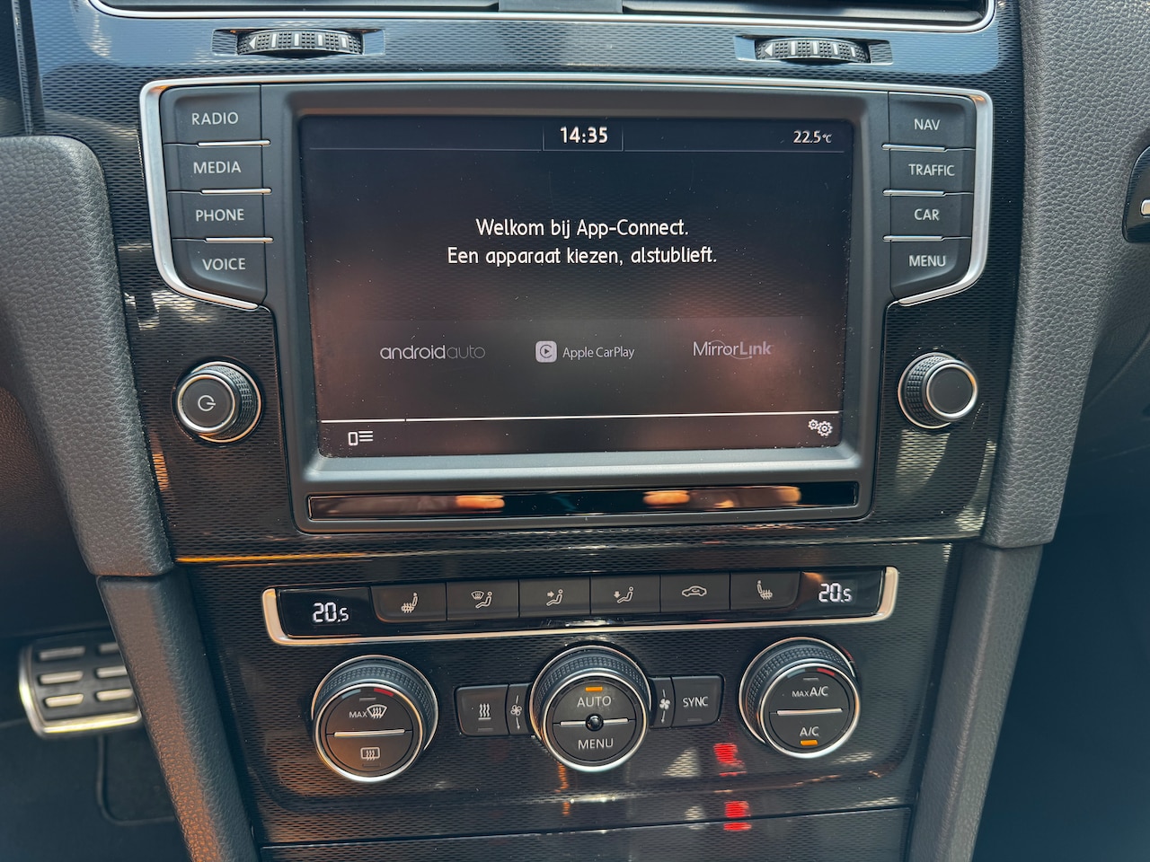 Volkswagen Golf - 1.4 TSI GTE LEER/TREKHAAK/KEY-LESS/DAB/CARPLAY/