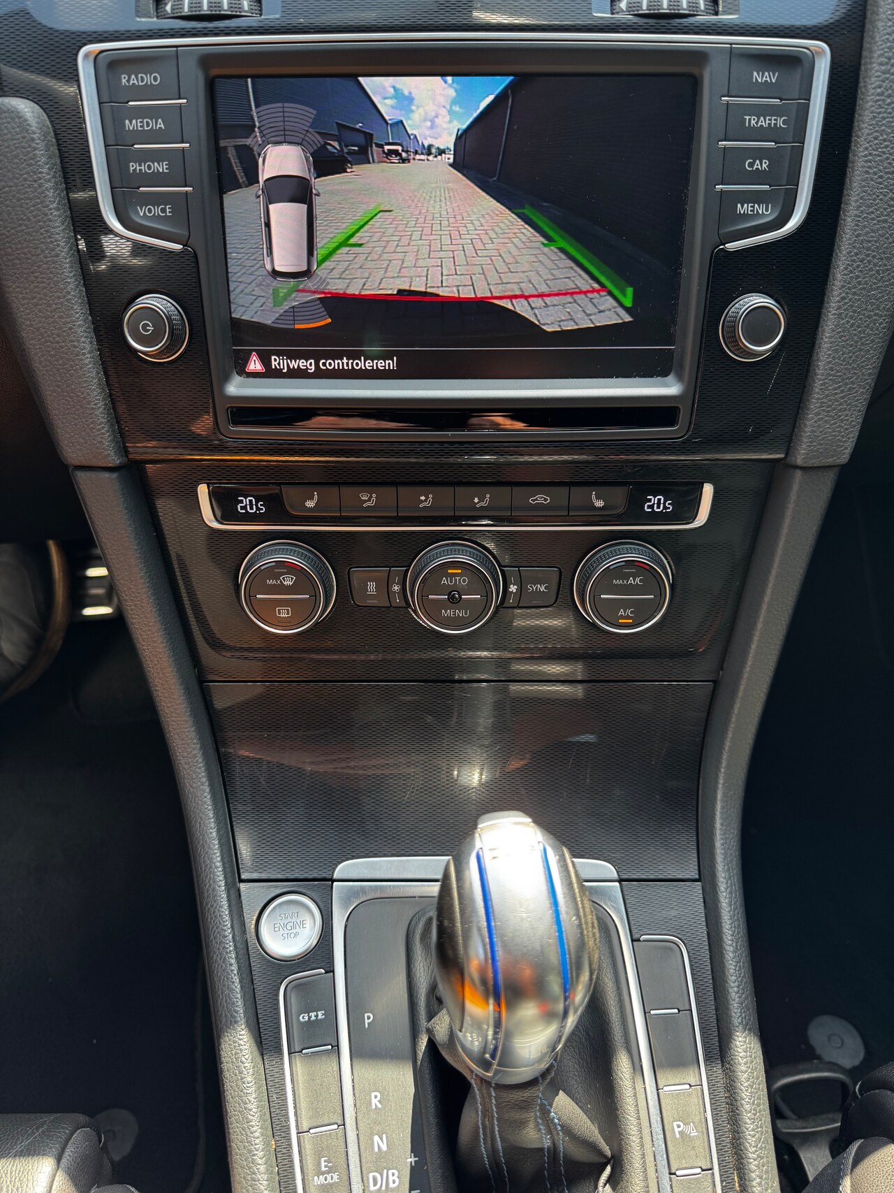 Volkswagen Golf - 1.4 TSI GTE LEER/TREKHAAK/KEY-LESS/DAB/CARPLAY/