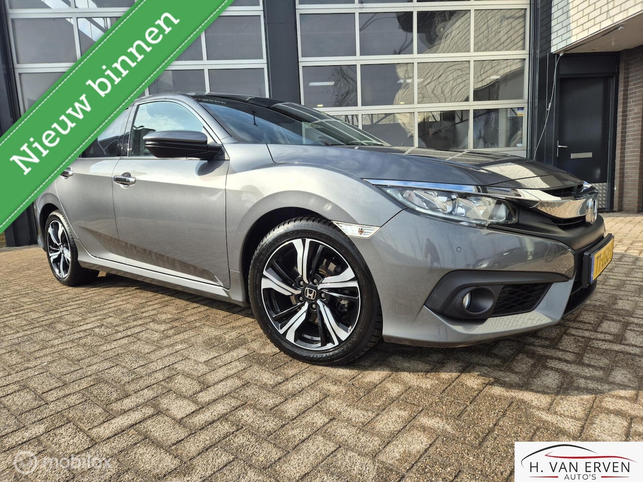 Honda Civic - 1.5 i-VTEC Elegance 69000KM NAP! - AutoWereld.nl