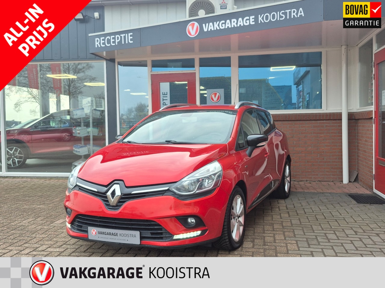 Renault Clio Estate - 1.2 TCe Limited Automaat|Navi|Cruise|Trekhaak - AutoWereld.nl