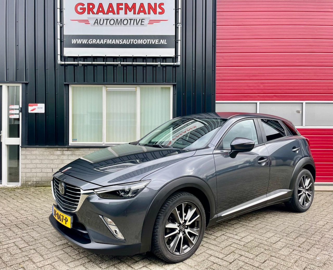 Mazda CX-3 - 2.0 SkyActiv-G 120 GT-M 2WD Mazda CX-3 2.0 SkyActiv-G 120 GT-M Navigatie, achteruitrijcamera, Leder, Head-up display, - AutoWereld.nl