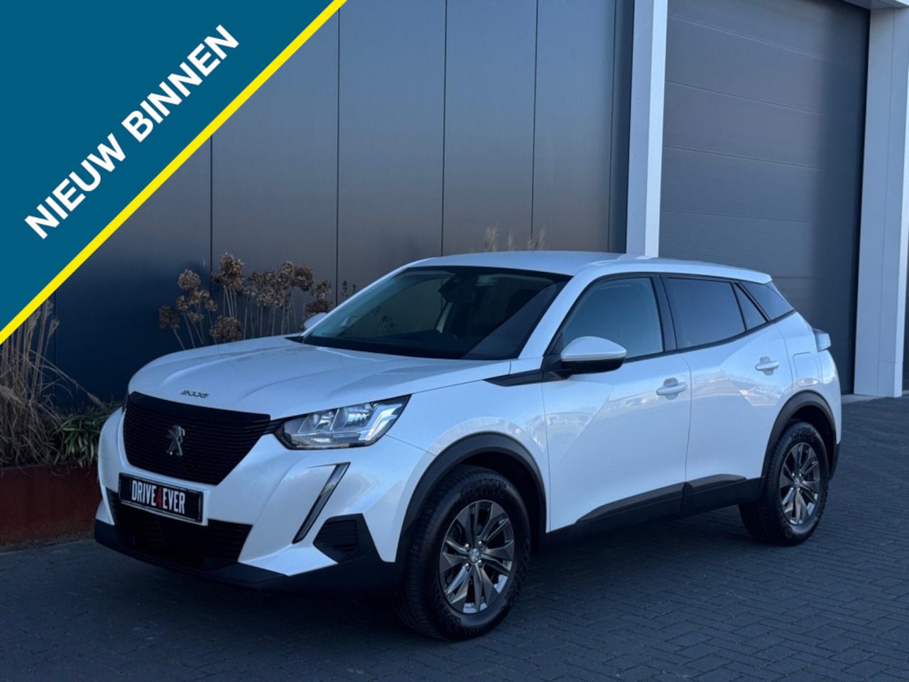 Peugeot 2008 - 1.2 PureTech Active m22 NAVI PDC CLIMATE ELEK PAKKET SPORTVELGEN - AutoWereld.nl