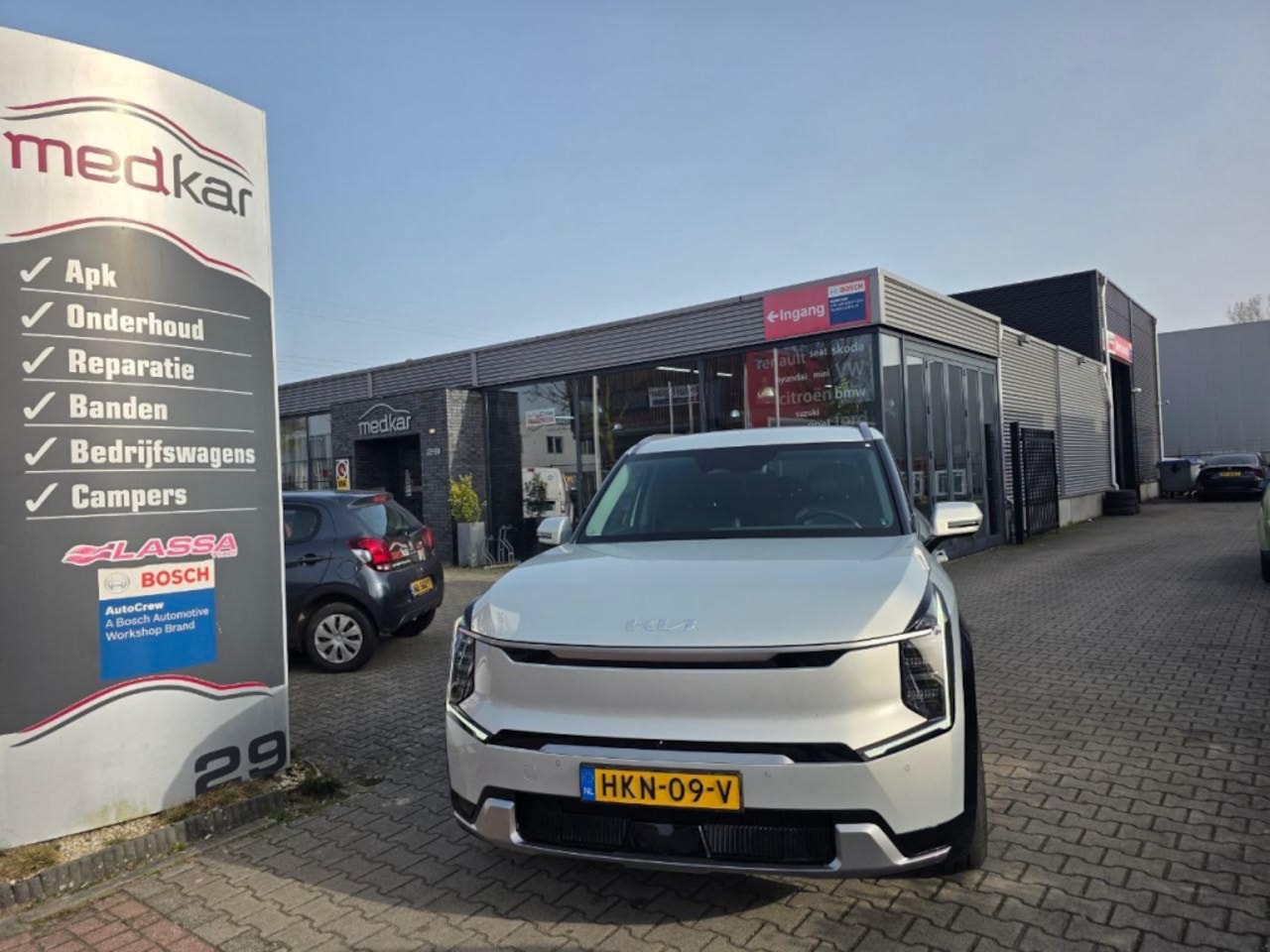 Kia EV9 - Plus 99.8 kWh - AutoWereld.nl