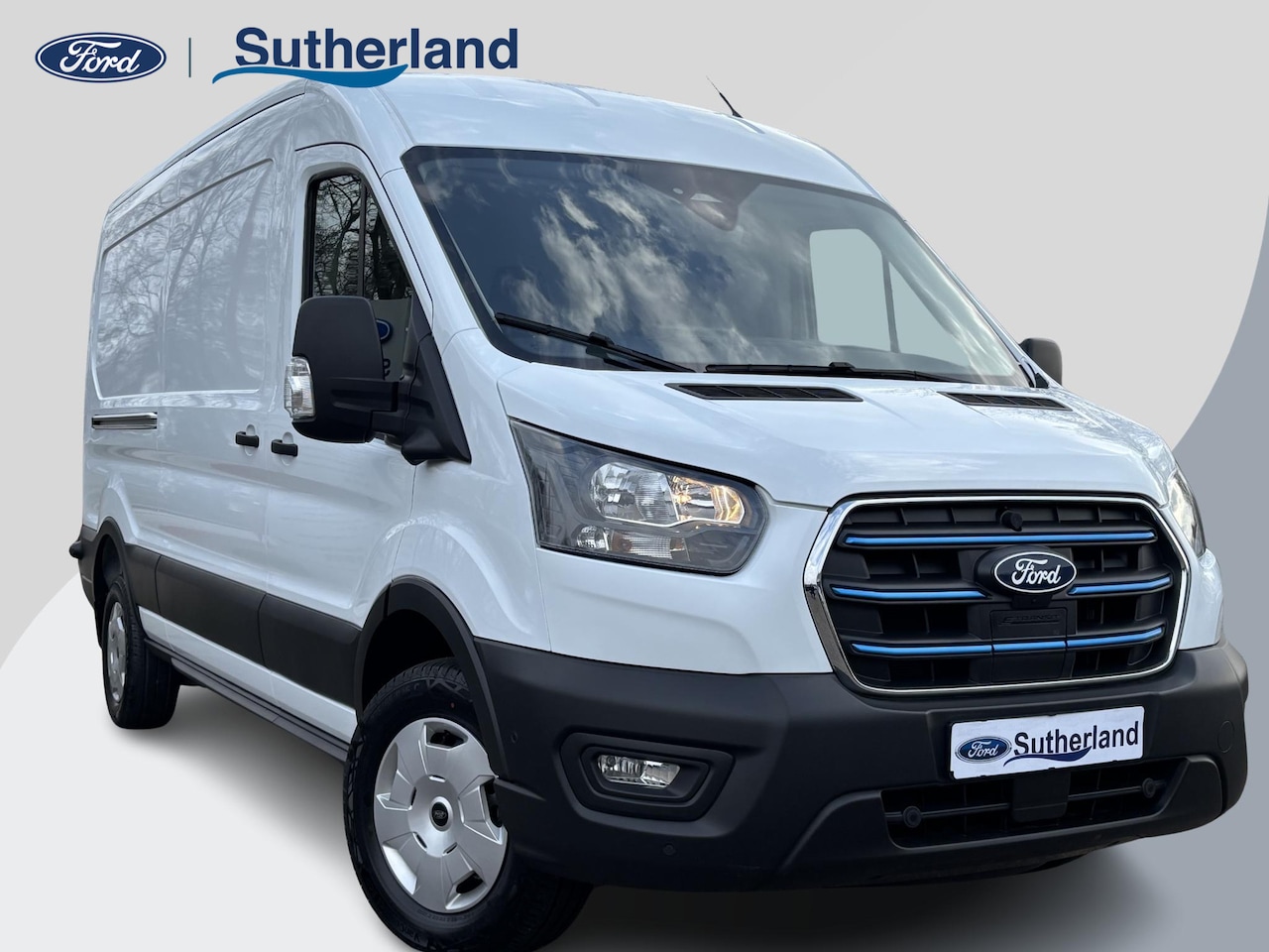 Ford E-Transit - 350 L3H2 Trend 68 kWh | SCI | Navigatie | 360 graden camera | Stoelverwarming/Stuurwielver - AutoWereld.nl