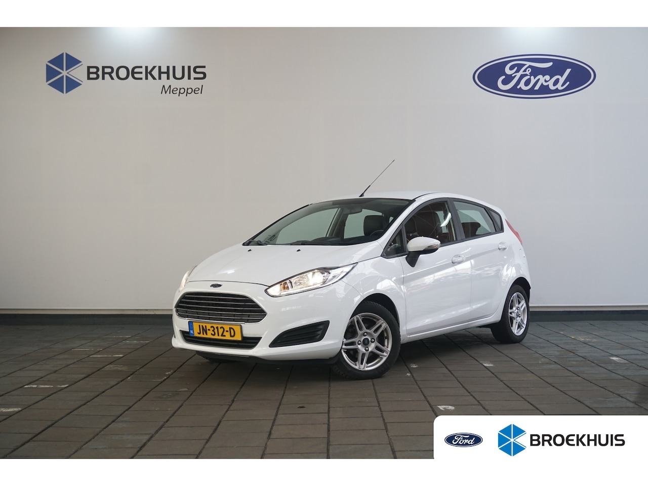 Ford Fiesta - 1.0 Style | Incl. Nieuwe Distributieriem | Airco | Cruise control | Navigatiesysteem - AutoWereld.nl