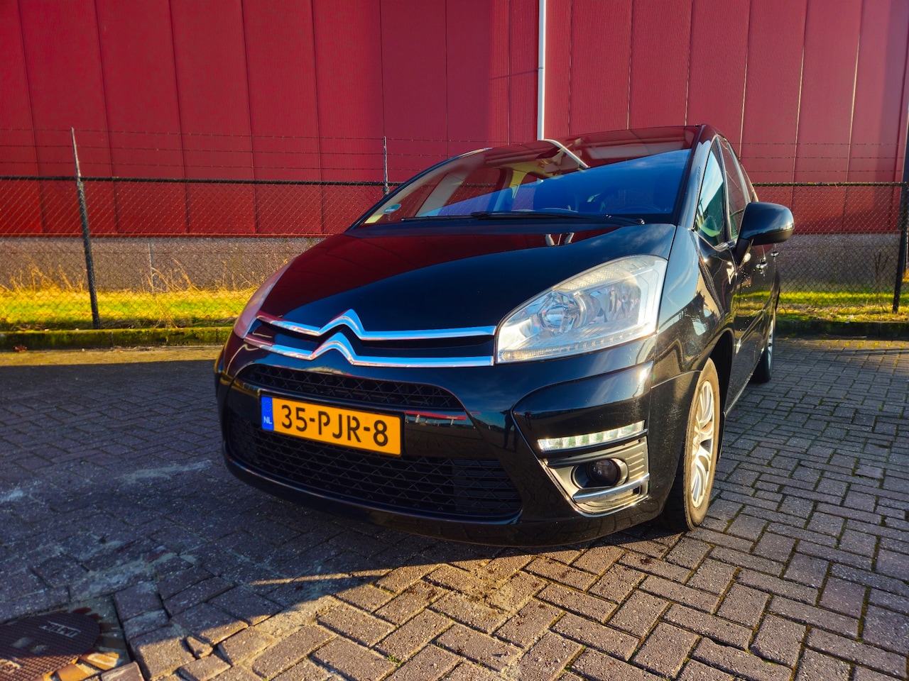 Citroën C4 Picasso - 1.6 VTi Tendance 1.6 VTi Tendance - AutoWereld.nl