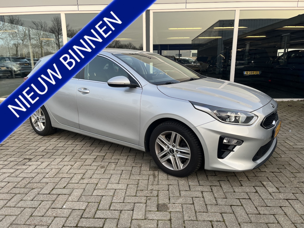 Kia Cee'd - Ceed 1.6 CRDi DynamicLine / Cruise / Carplay / Clima / Lmv - AutoWereld.nl