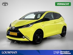 Toyota Aygo - 1.0 VVT-i x-cite | Navigatie | Achteruitrijcamera |