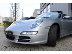 Porsche 911 Cabrio - 3.8 Carrera 4S Bose | Complete Historie | Sportstoelen | Lederen interieur | Sport Chrono