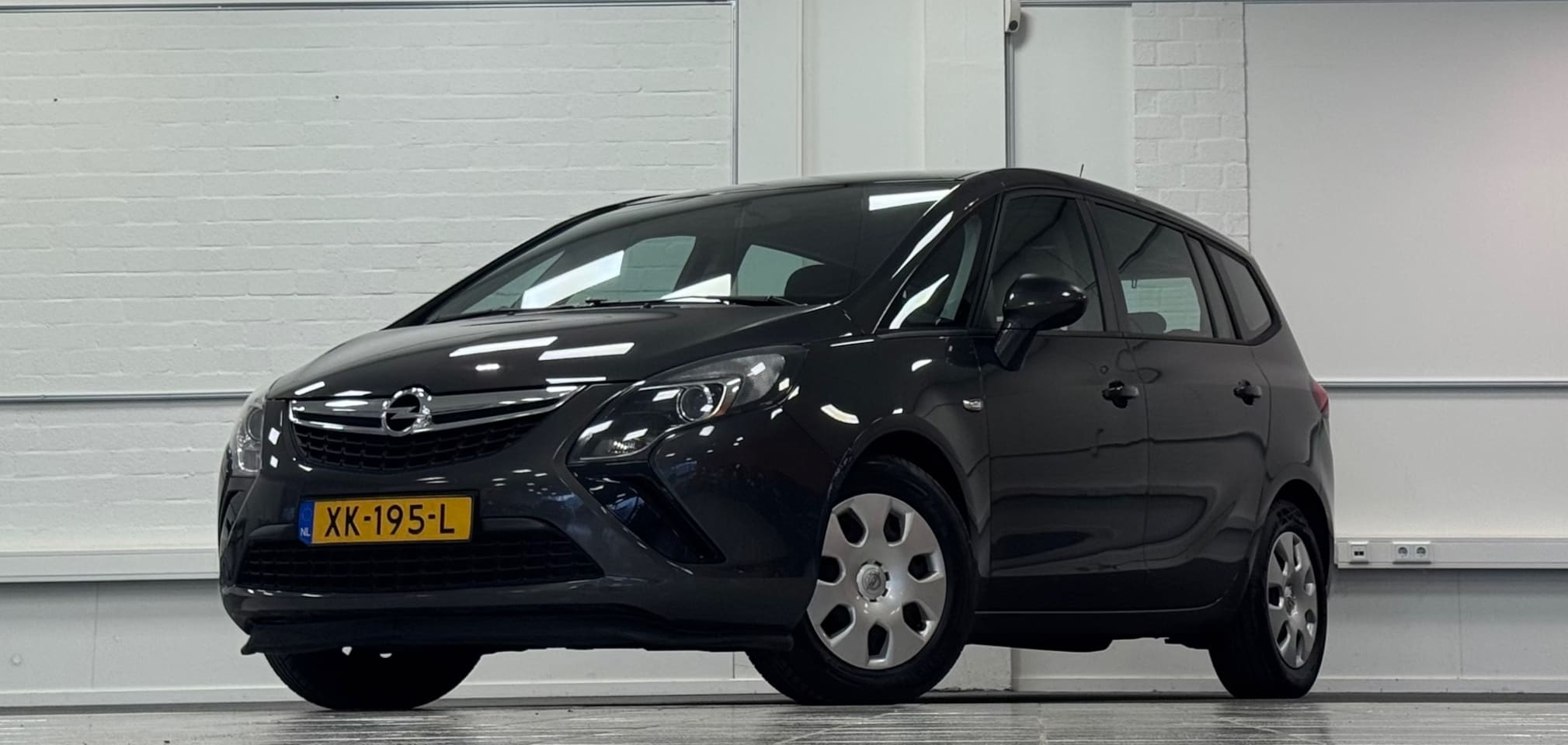 Opel Zafira Tourer - 1.4 Edition 7p. Trekhaak Nieuwe APK Garantie - AutoWereld.nl
