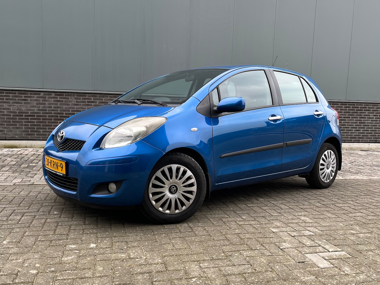 Toyota Yaris - 1.3 VVTi Aspiration - AutoWereld.nl