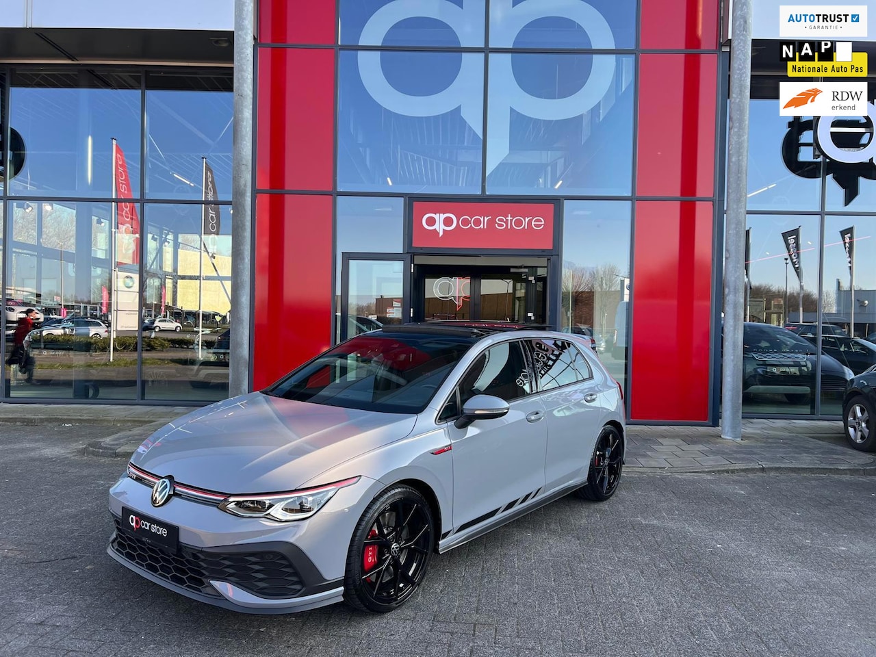 Volkswagen Golf - 2.0 TSI GTI Clubsport Panorama Carplay LED - AutoWereld.nl