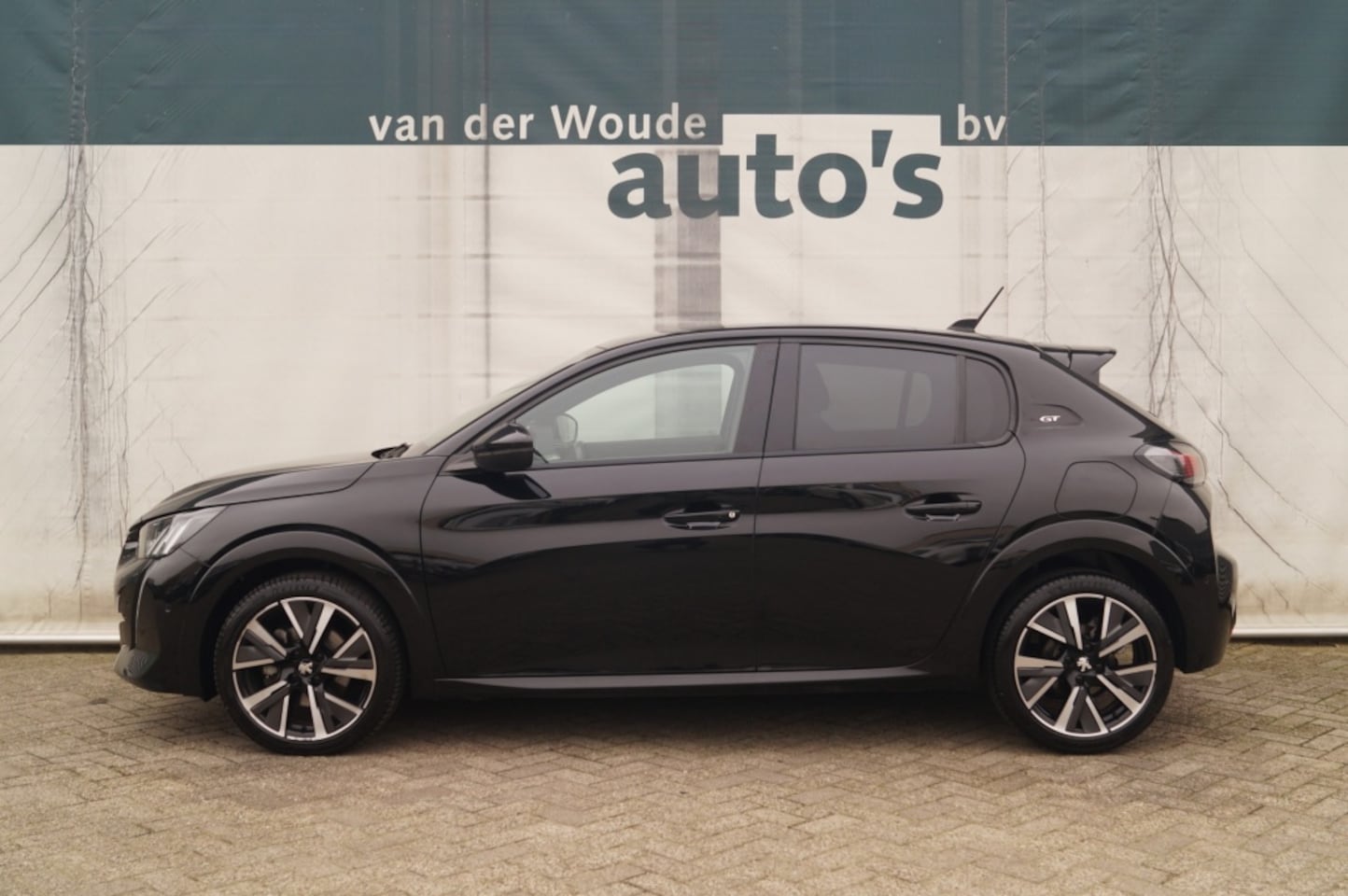 Peugeot 208 - 1.2 PureTech Automaat GT -PANO-NAVI-PDC-ECC- - AutoWereld.nl