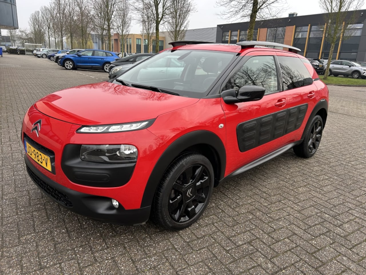 Citroën C4 Cactus - 1.2 PureTech Shine NAVI PANO CRUISE CAMERA NAP! - AutoWereld.nl