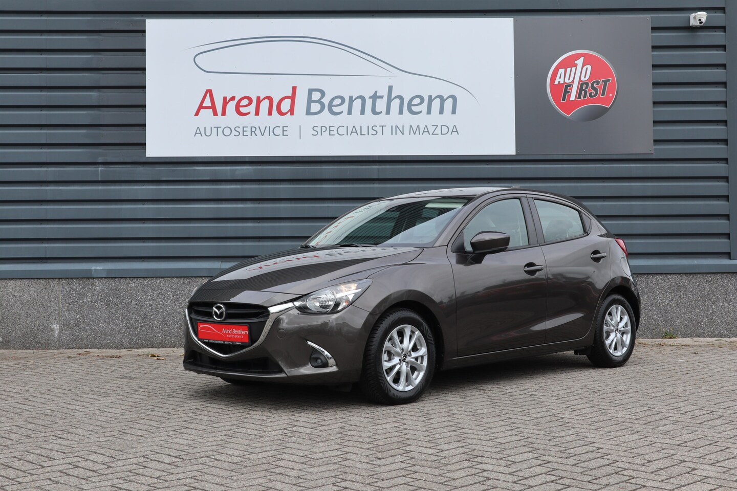 Mazda 2 - 1.5 Skyactiv-G Dynamic Airco / Navi / Cruise / LM-Velgen - AutoWereld.nl