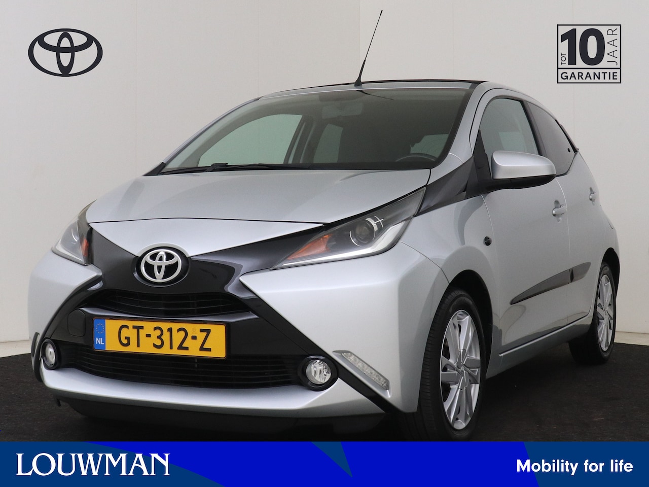 Toyota Aygo - 1.0 VVT-i x-wave | Achteruitrijcamera | Vouwdak | Dealeronderhouden | - AutoWereld.nl