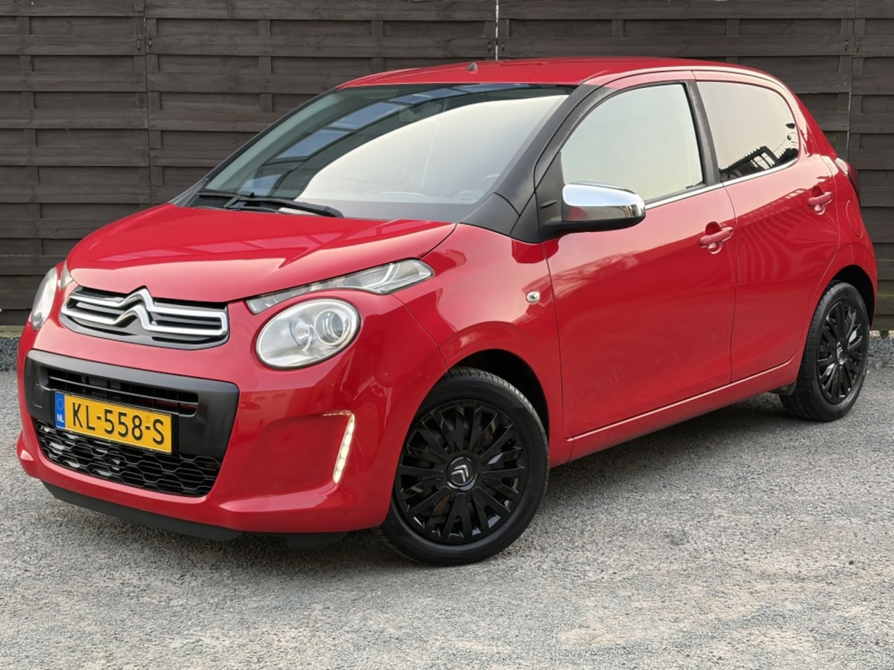 Citroën C1 - 1.0 e-VTi Selection / Groot scherm / AC / BT / NAP - AutoWereld.nl