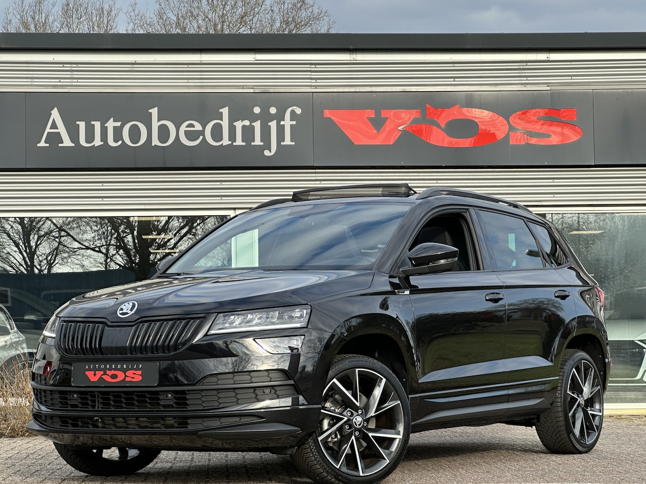 Skoda Karoq - 1.5 TSI ACT Sportline | Panodak | ACC | Camera | Keyless | - AutoWereld.nl