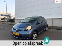 Toyota Aygo - 1.0-12V AIRCO/5DRS/LM VELGEN/CARPLAY/CV/NETTE STAAT
