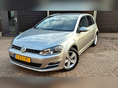 Volkswagen Golf - 1.2 TSI Highline