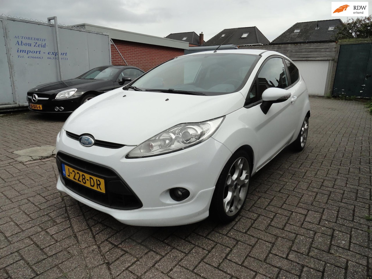 Ford Fiesta - 1.6 SPORT Ghia (KM 174753) AIRCO - AutoWereld.nl