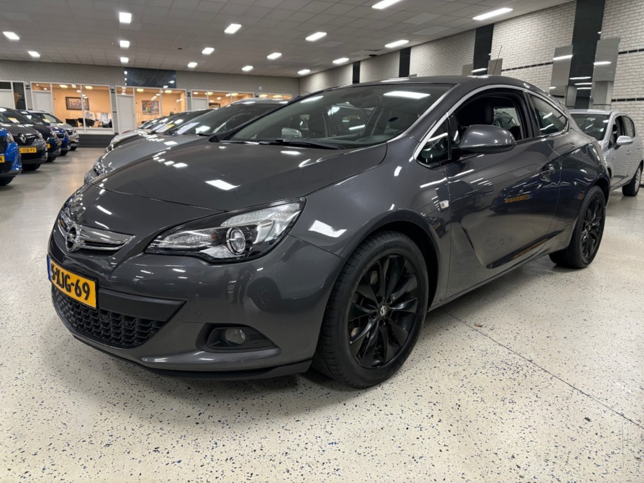 Opel Astra GTC - GTC 1.4 T Sport 140pk Airco ECC PDC LM18 Half Leder - AutoWereld.nl