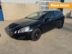Volvo V60 - 1.6 T3 automaat / leder / exportprijs ex bpm