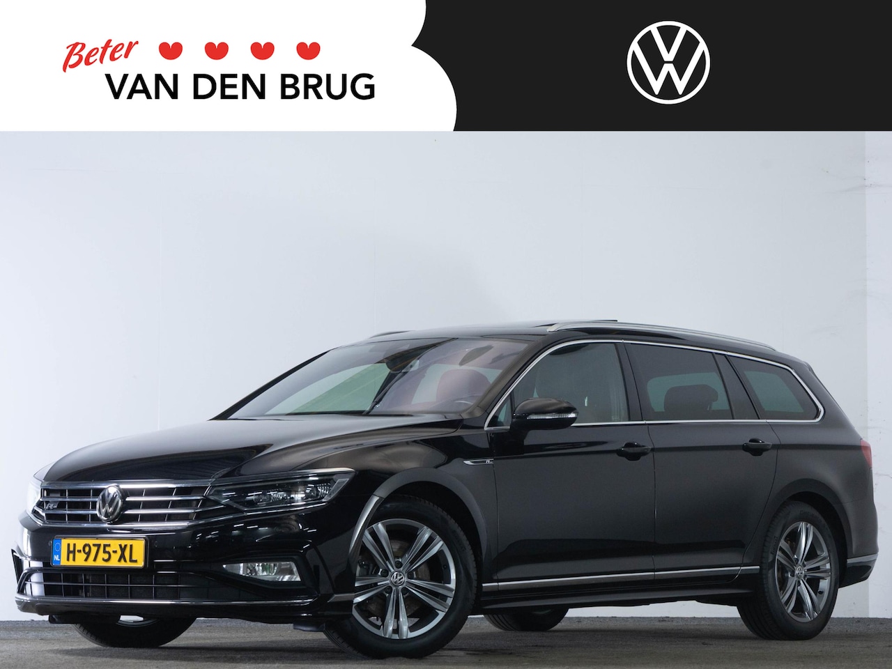 Volkswagen Passat Variant - R-Line 1.5 TSI 150 PK DSG | LED Matrix IQ | Panoramadak | Navigatie Pro | Keyless | Trekha - AutoWereld.nl