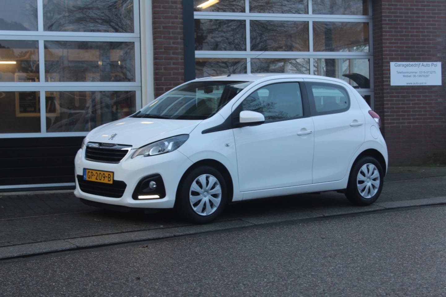 Peugeot 108 - 1.0 e-VTi Envy 1.0 E-VTI ENVY - AutoWereld.nl