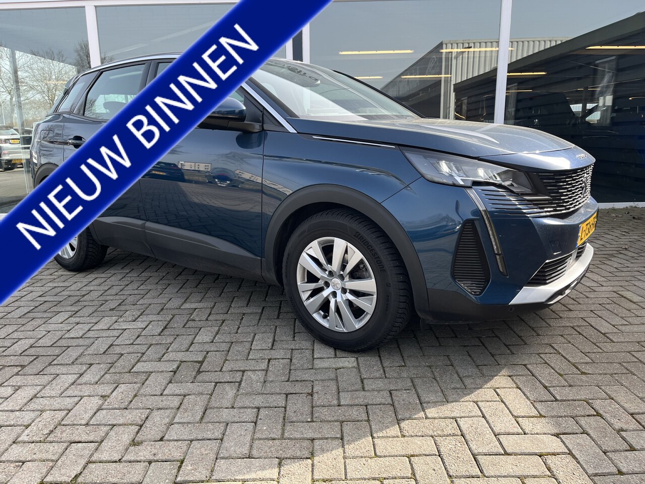 Peugeot 3008 - 1.2 PureTech Blue Lease Active Carplay / Cruise / Lmv / Clima / Camera - AutoWereld.nl